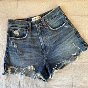 Abercrombie & Fitch High Rise Mom Short